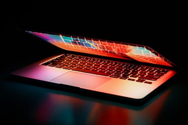 4 tips til at vælge den rigtige computer til dig